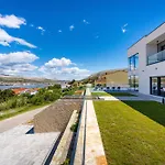 Vila Prestige *