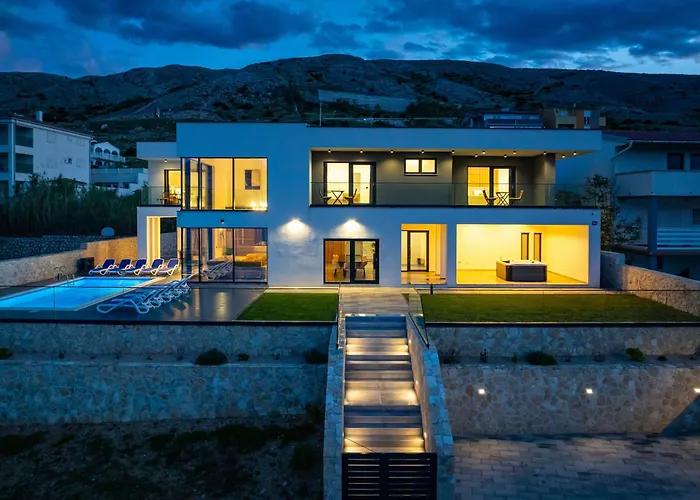 Villa Prestige Pag Town