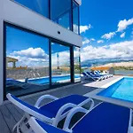 Villa Prestige *