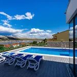 Prestige Pag Town