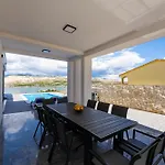 Villa Prestige Pag Town