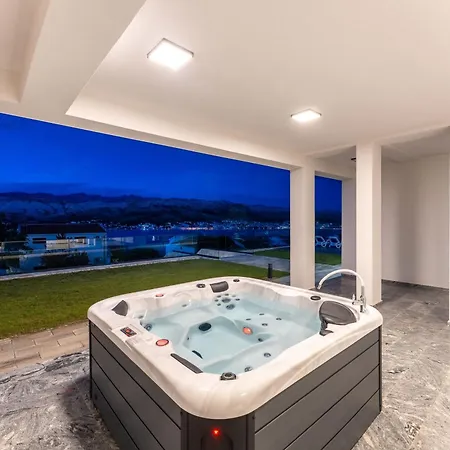 Prestige Villa Pag Town