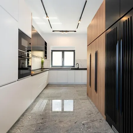 Prestige Villa *