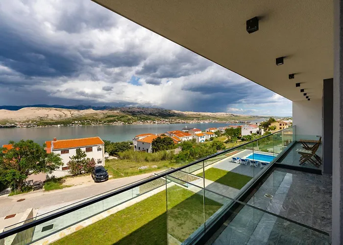 Prestige Vila Pag Town